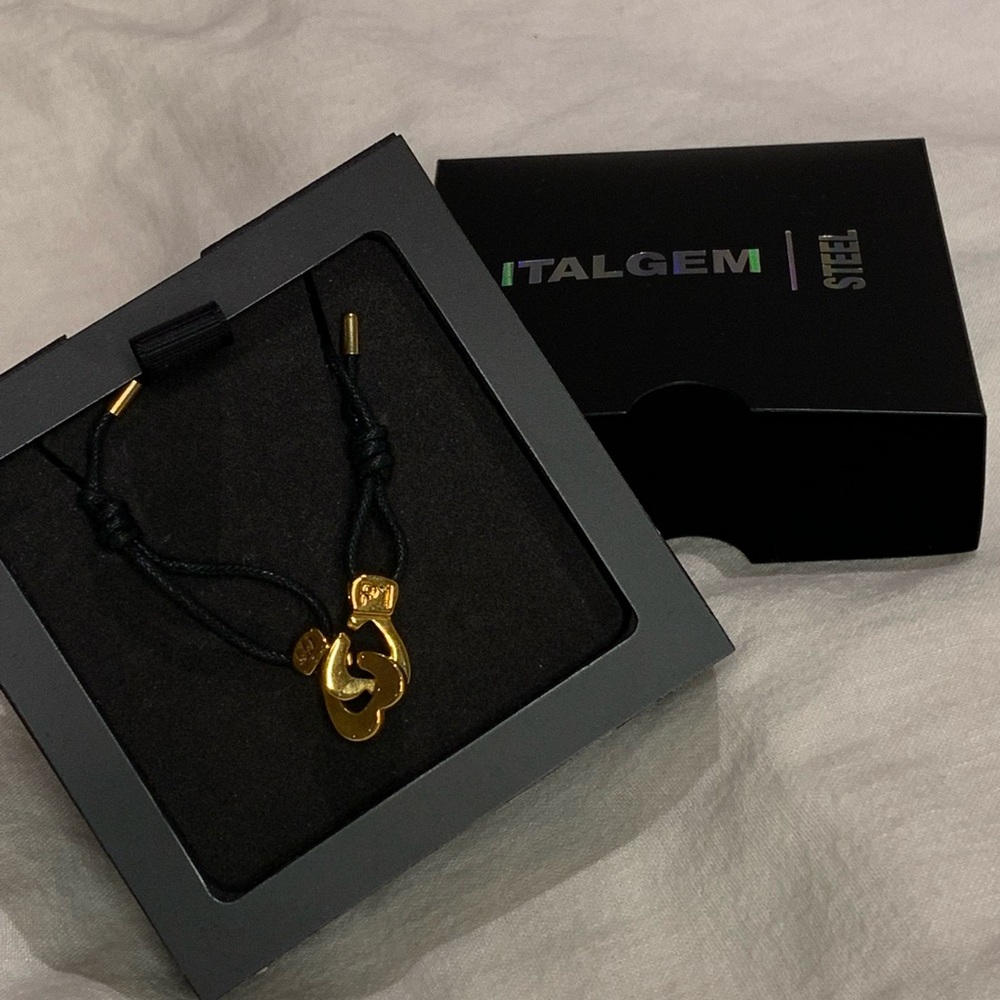 BNIB Italgem stainless steels heart lock bracelet